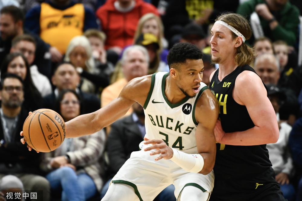 他抓住对手 他抓住对手