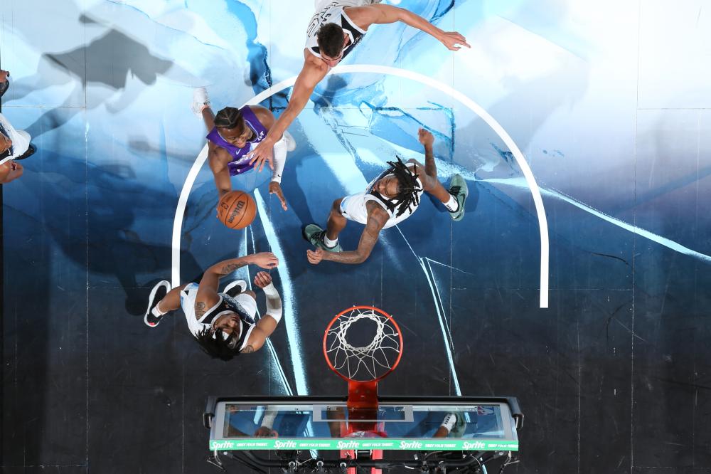 中也显得尤 中也显得尤